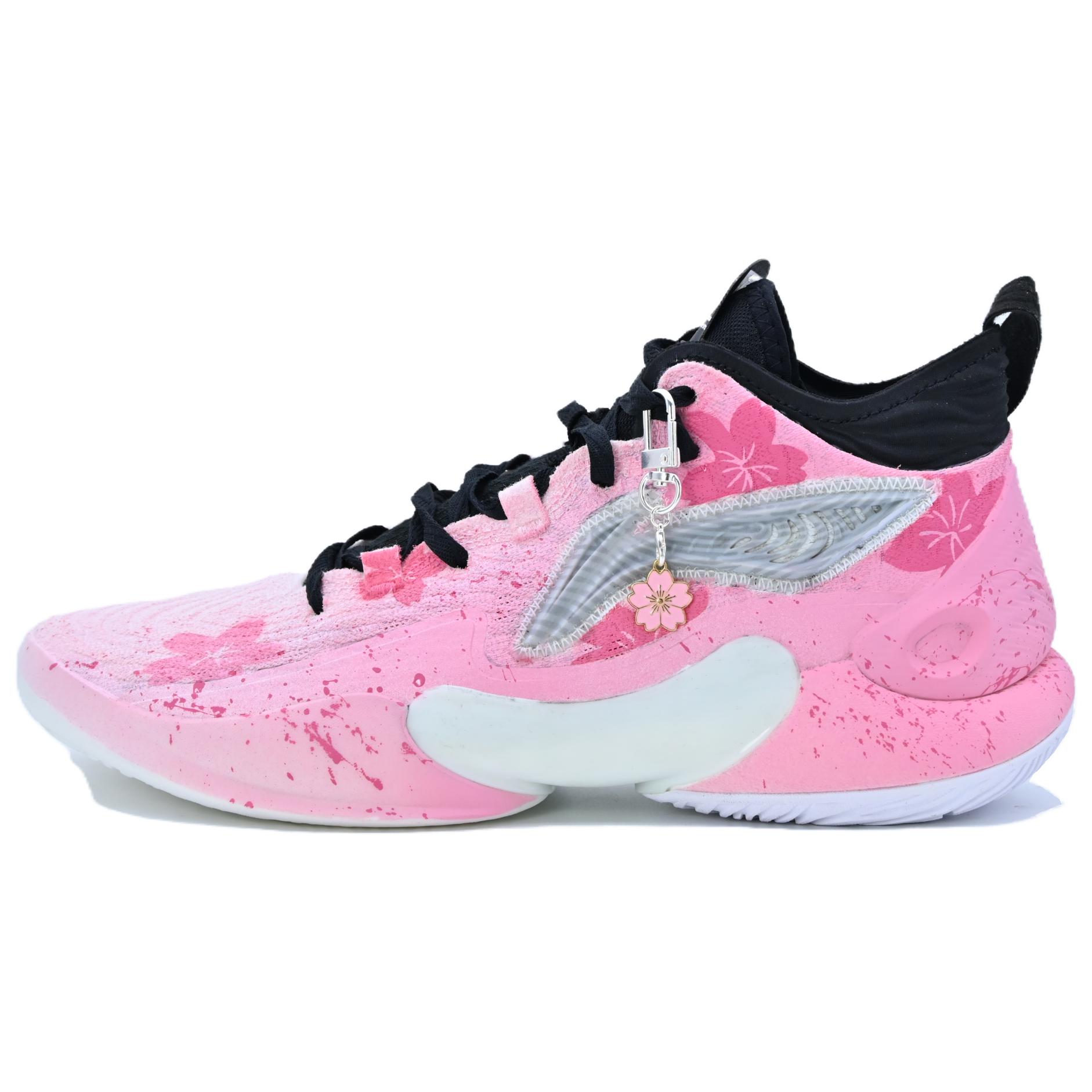 LINING Баскетбольные кроссовки YuShuai 18 Cherry Blossom Drifting Love с мягкой износостойкой подошвой, розовые, мужские
LINING Баскетбольные кроссовки YuShuai 18 Cherry Blossom Drifting Love с мягкой износостойкой подошвой, розовые, мужские
