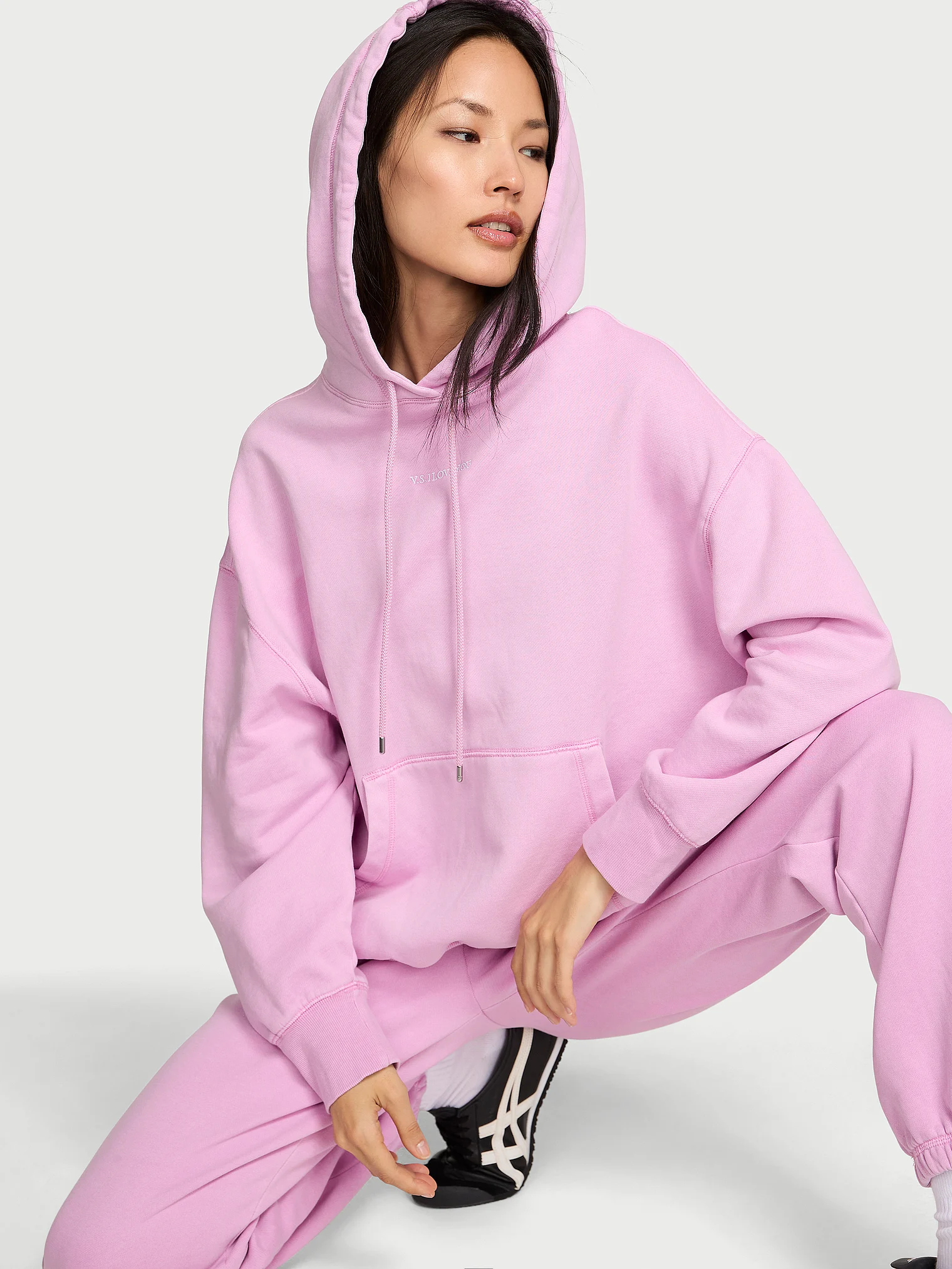 Худи Victoria's Secret Iconic Fleece Relaxed, розовый
Худи Victoria's Secret Iconic Fleece Relaxed, розовый