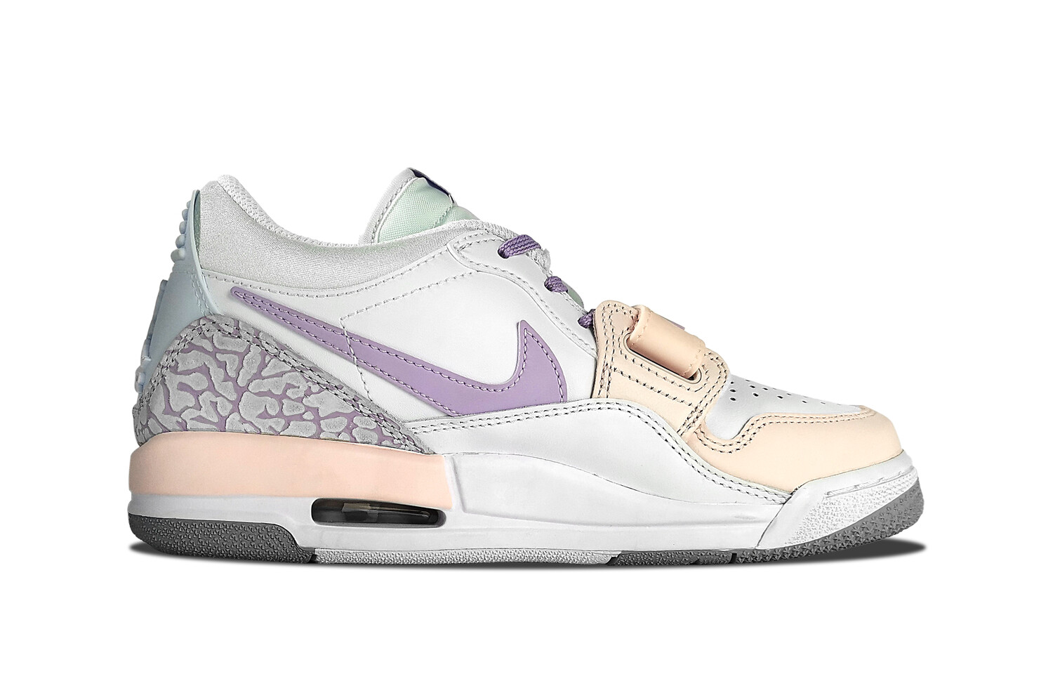 Кроссовки Jordan Legacy 312 Vintage Basketball Shoes Women's Low-top Pink/Purple, белый
Кроссовки Jordan Legacy 312 Vintage Basketball Shoes Women's Low-top Pink/Purple, белый