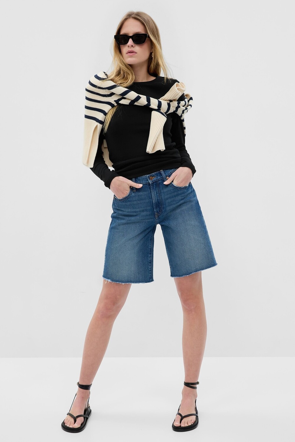 Современная футболка с длинными рукавами и круглым вырезом Gap, черный
Современная футболка с длинными рукавами и круглым вырезом Gap, черный