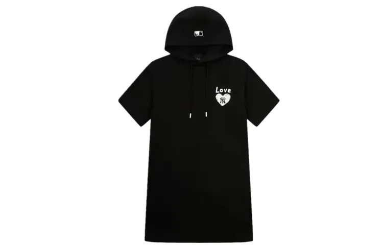 Футболка с коротким рукавом женская черная MLB
Футболка с коротким рукавом женская черная MLB