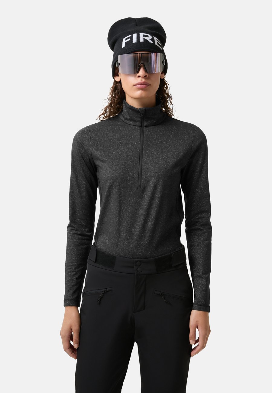 Топ Bogner Fire + Ice FIRST LAYER MARGO, Schwarz/Black
Топ Bogner Fire + Ice FIRST LAYER MARGO, Schwarz/Black
