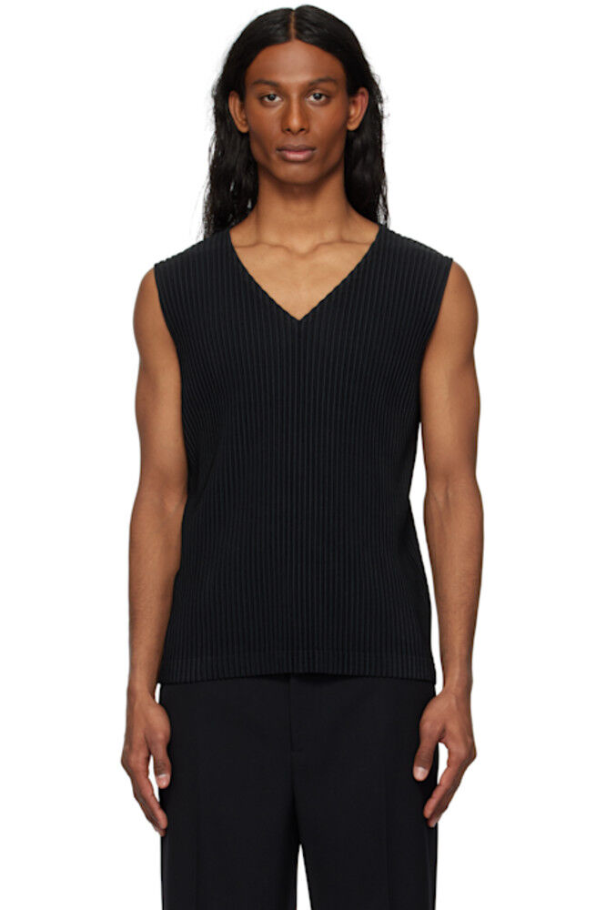 Черная базовая майка HOMME PLISSÉ ISSEY MIYAKE
Черная базовая майка HOMME PLISSÉ ISSEY MIYAKE