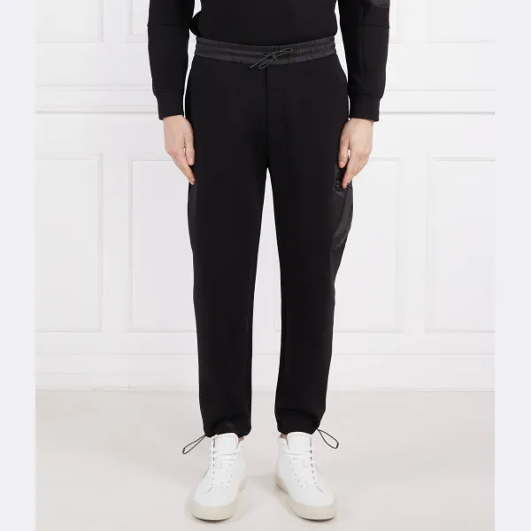 Спортивные брюки стандартного кроя Emporio Armani, черный
Спортивные брюки стандартного кроя Emporio Armani, черный