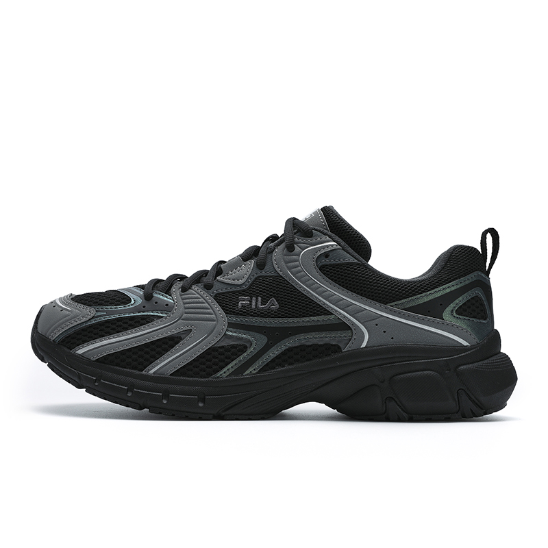MATTRUN Lightning Shoe Coverage Низкие повседневные туфли для мужчин FILA, Black/Tin Gray
MATTRUN Lightning Shoe Coverage Низкие повседневные туфли для мужчин FILA, Black/Tin Gray