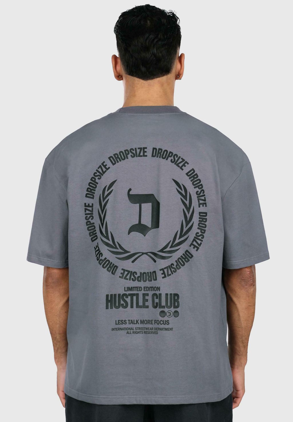 Футболка с принтом Dropsize, серый
Футболка с принтом Dropsize, серый