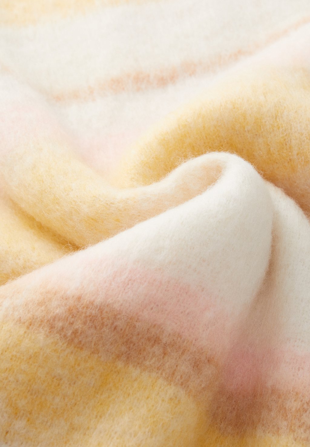 Шарф Even&Odd, желтый
Шарф Even&Odd, желтый