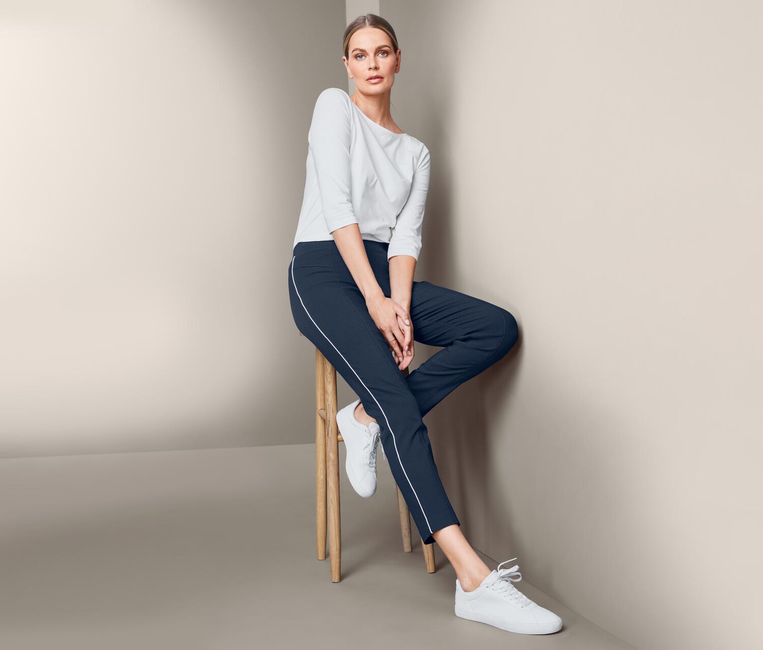 Эластичные брюки Tchibo, темно-синий
Эластичные брюки Tchibo, темно-синий