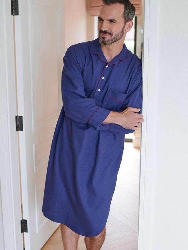 Ночная рубашка из матового хлопка British Boxers, цвет Alton
Ночная рубашка из матового хлопка British Boxers, цвет Alton