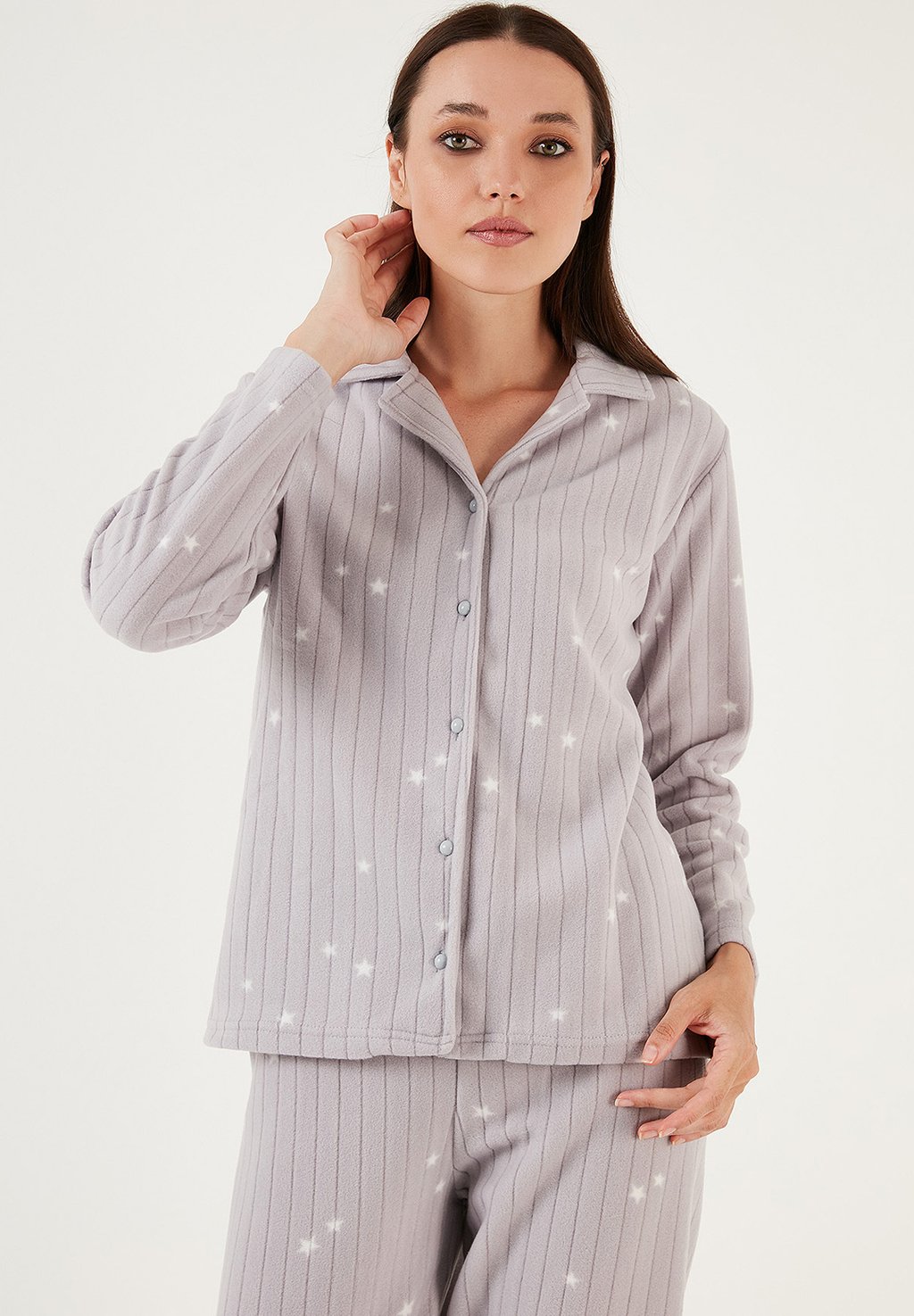 Пижамный комплект REGULAR FIT SET LELA, серый
Пижамный комплект REGULAR FIT SET LELA, серый