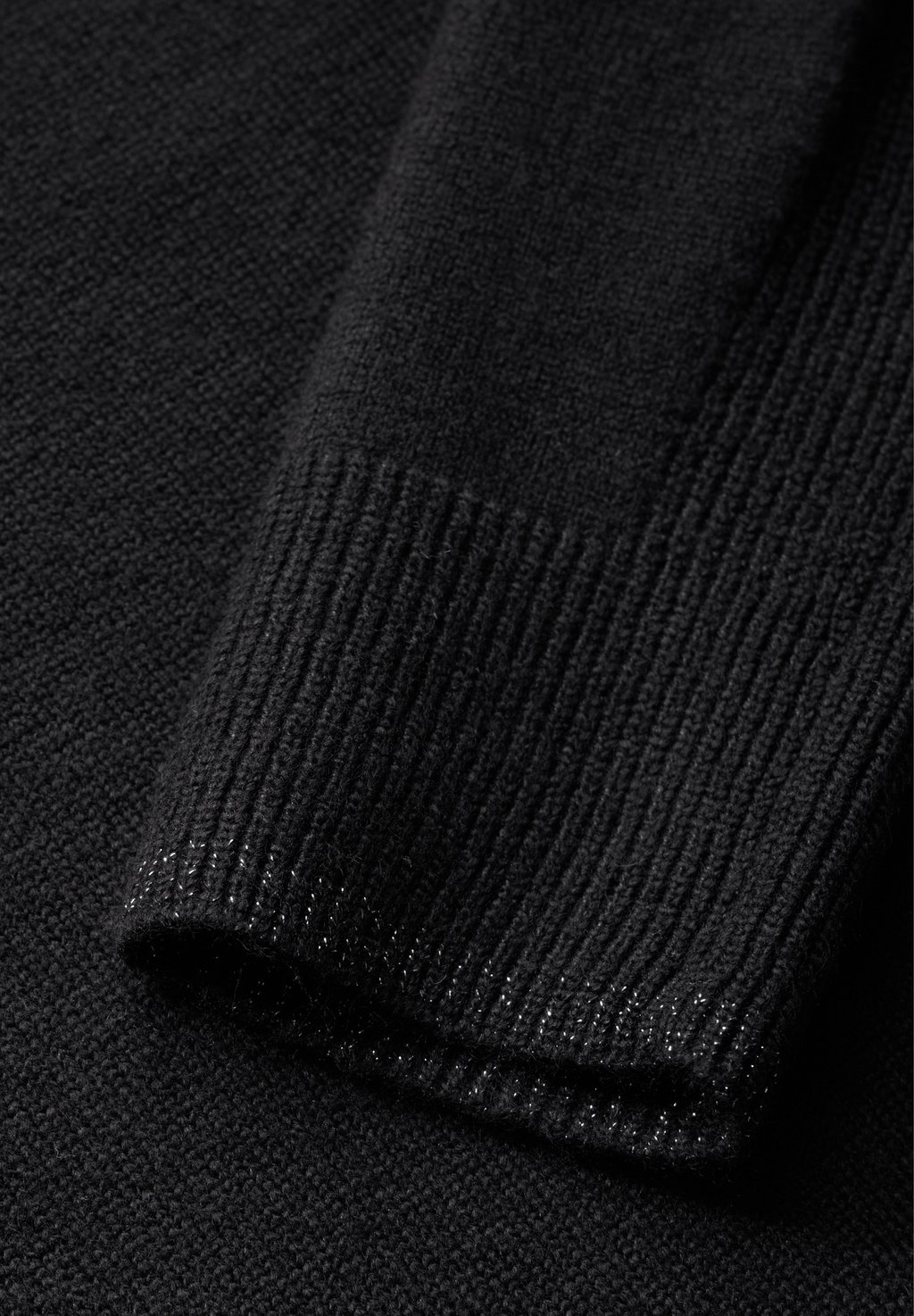 Платье-джемпер Cecil, черный
Платье-джемпер Cecil, черный