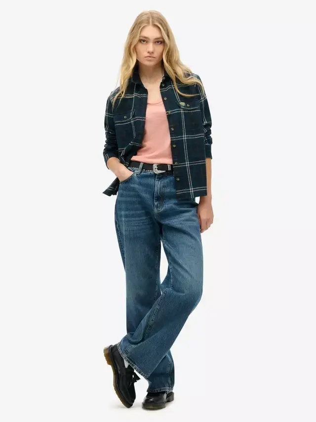 Футболка Superdry Studios Scoop Neck, цвет grey/pink
Футболка Superdry Studios Scoop Neck, цвет grey/pink