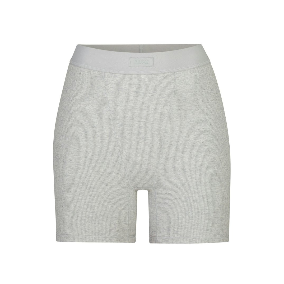 Шорты SKIMS Cotton Rib, светло-серый
Шорты SKIMS Cotton Rib, светло-серый