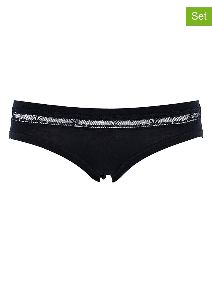 COTONELLA Комплект из 4 штук: черные трусы
COTONELLA Комплект из 4 штук: черные трусы