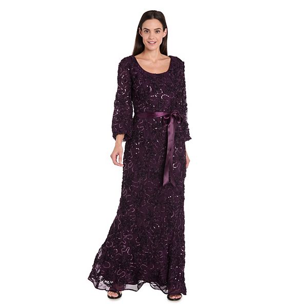 Женское длинное платье с вышивкой шнуром и кружевом R&M Richards, Purple
Женское длинное платье с вышивкой шнуром и кружевом R&M Richards, Purple