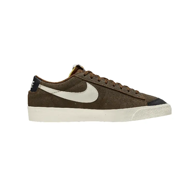 Кеды Nike Blazer Low '77 Premium Vintage, коричневый
Кеды Nike Blazer Low '77 Premium Vintage, коричневый