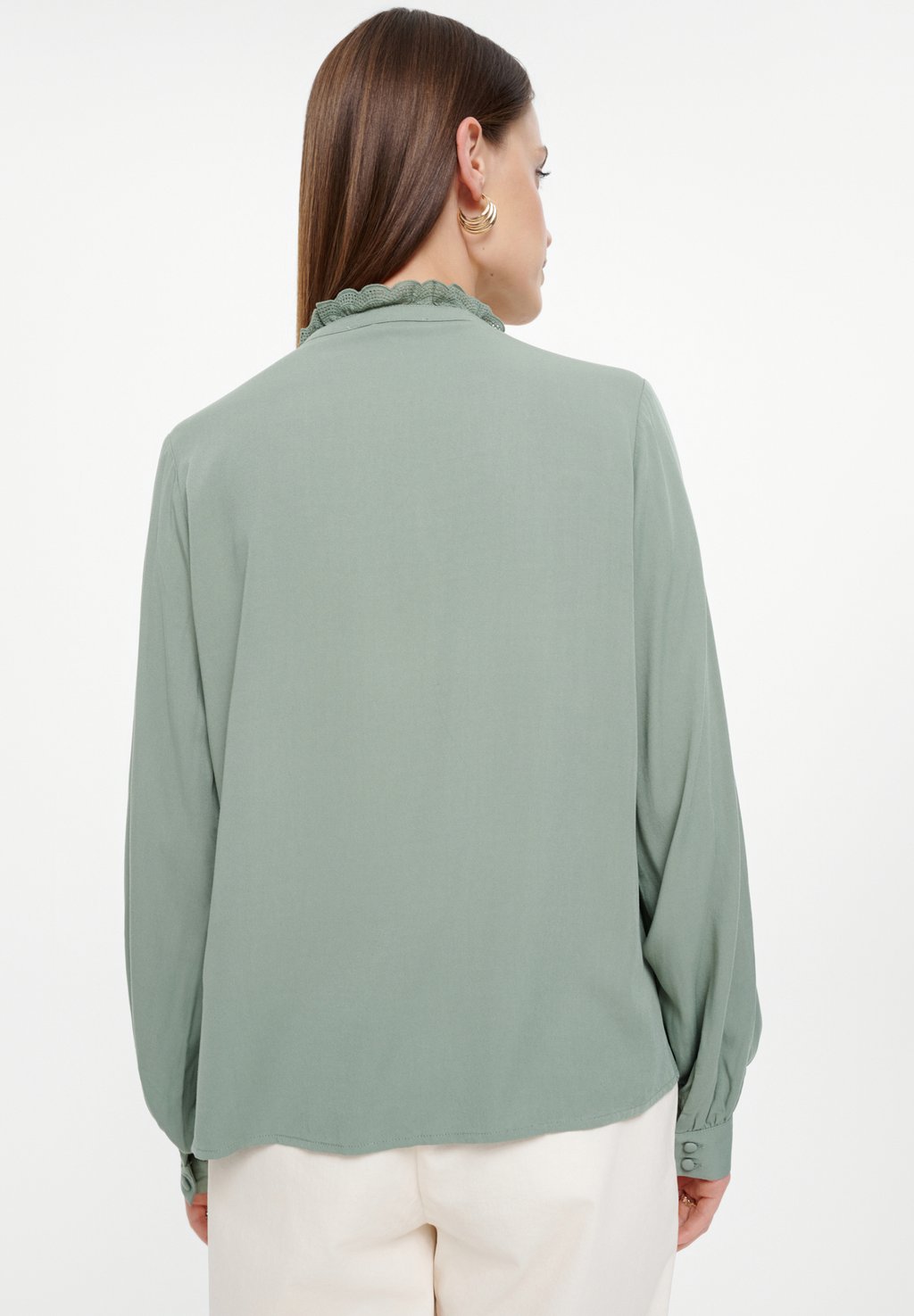 Блузка на пуговицах Greenpoint, светло-зеленый
Блузка на пуговицах Greenpoint, светло-зеленый
