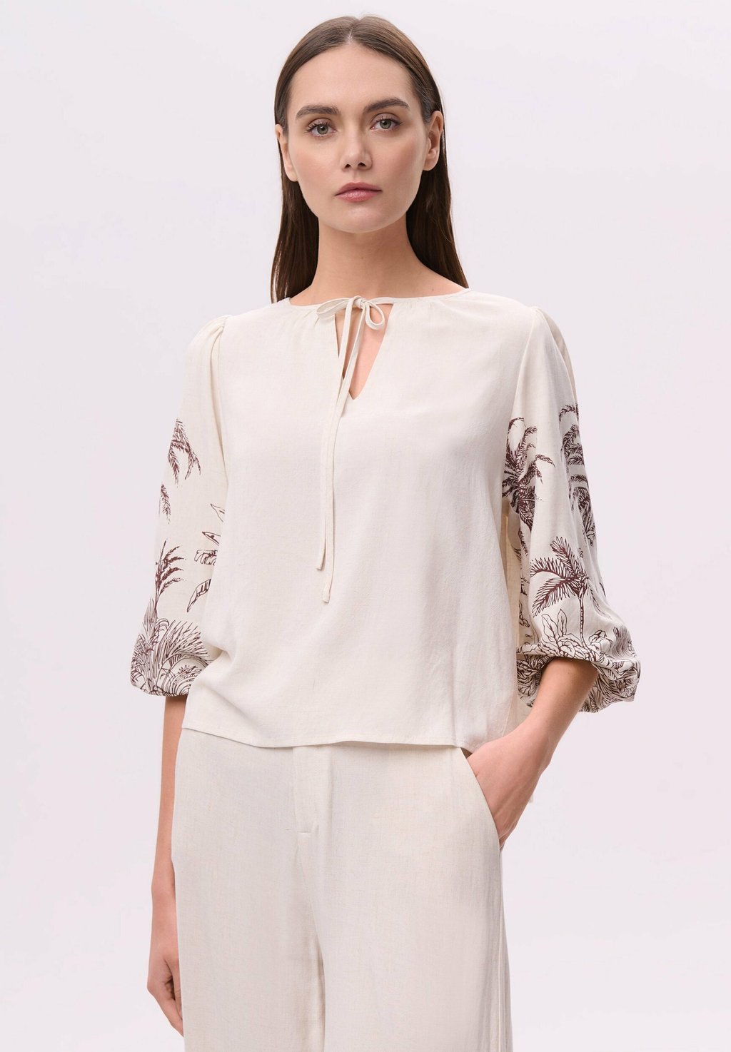 Блуза Greenpoint, кремовый
Блуза Greenpoint, кремовый