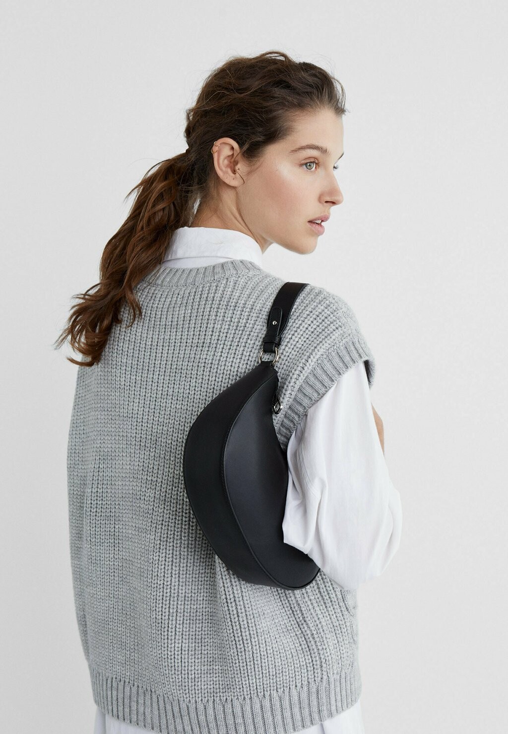Сумочка Half Moon Stradivarius, черный
Сумочка Half Moon Stradivarius, черный