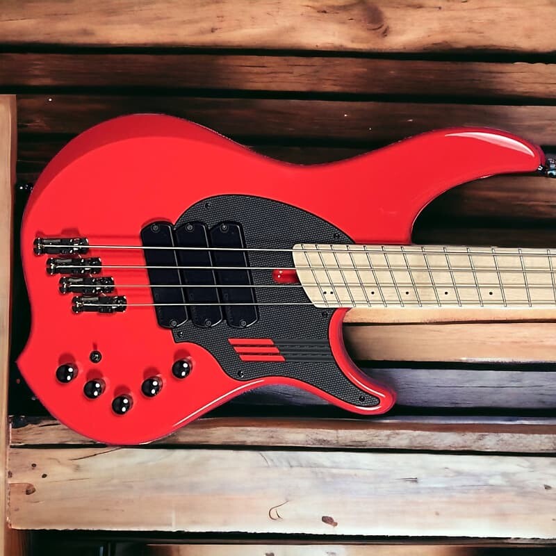 Басс гитара Dingwall NG-3
Басс гитара Dingwall NG-3