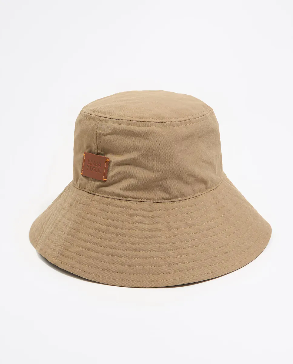 Женская шапка-ведро тренч Bimba y Lola, коричневый
Женская шапка-ведро тренч Bimba y Lola, коричневый