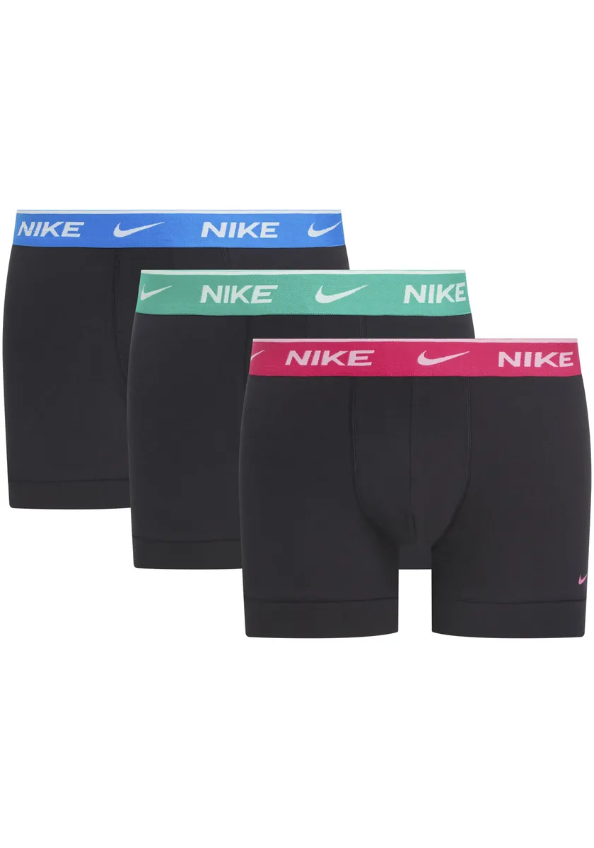 Сумки для нижнего белья NIKE (3 шт. в упаковке, 3 шт. в упаковке), с фирменной этикеткой Nike Underwear, цвет Lsr Fchs/Stdm Grn/Pht Blue Wb
Сумки для нижнего белья NIKE (3 шт. в упаковке, 3 шт. в упаковке), с фирменной этикеткой Nike Underwear, цвет Lsr Fchs/Stdm Grn/Pht Blue Wb