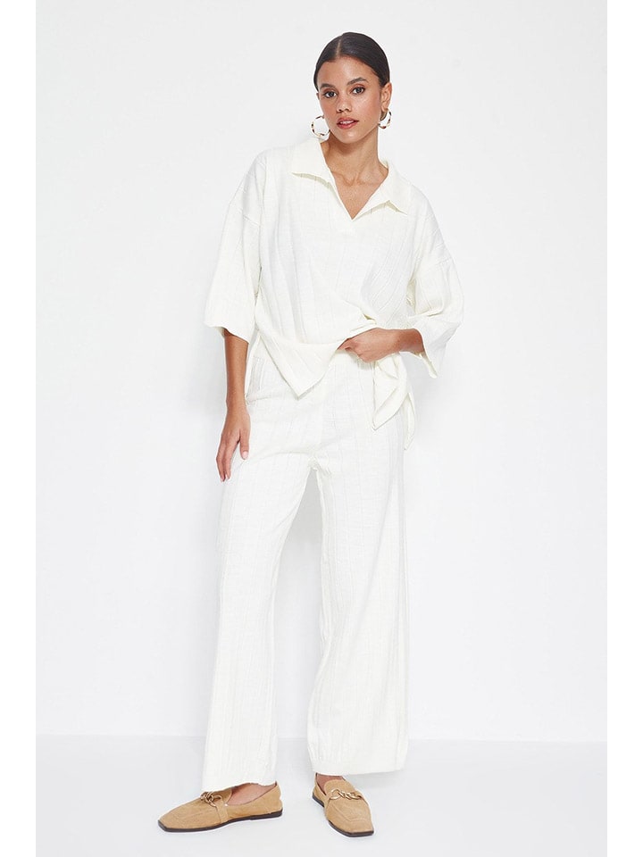 Свитер trendyol, белый
Свитер trendyol, белый