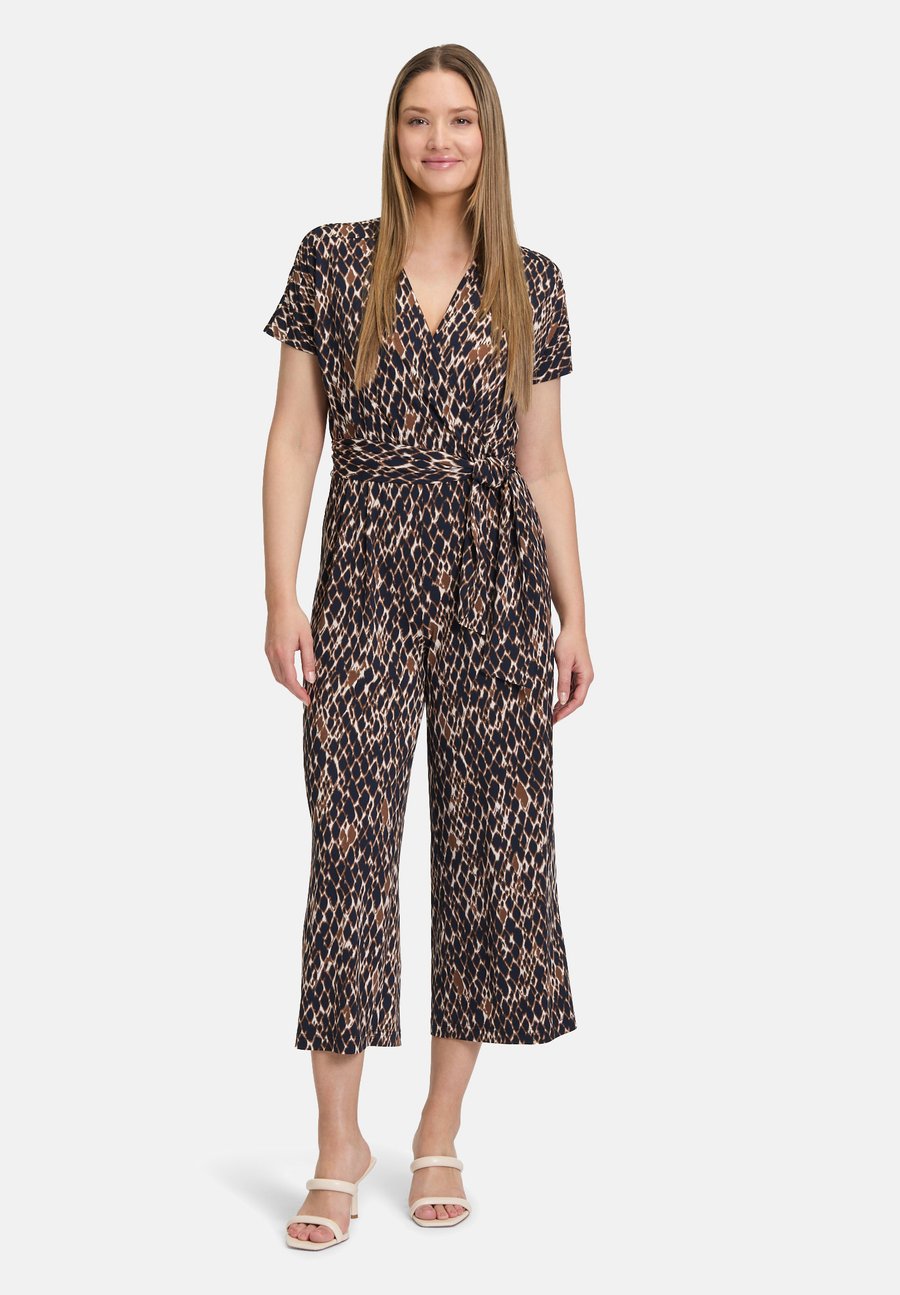 Комбинезон Betty Barclay Jumpsuit, Dark Blue/Brown/Dark Blue
Комбинезон Betty Barclay Jumpsuit, Dark Blue/Brown/Dark Blue