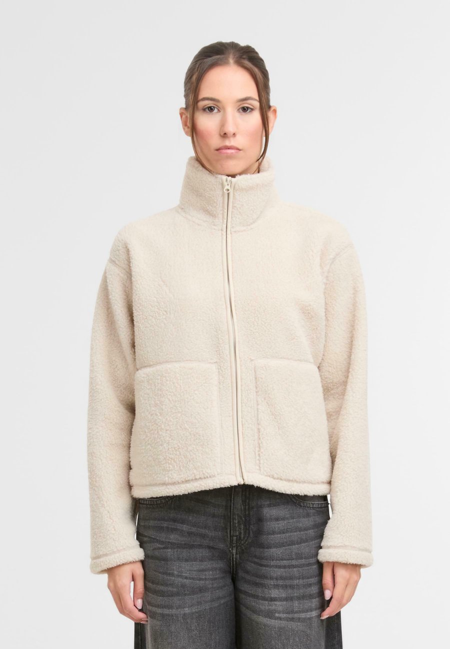 Флисовая куртка Noisy May FUZZY ZIP TEDDY, Birch/Multi-Coloured
Флисовая куртка Noisy May FUZZY ZIP TEDDY, Birch/Multi-Coloured