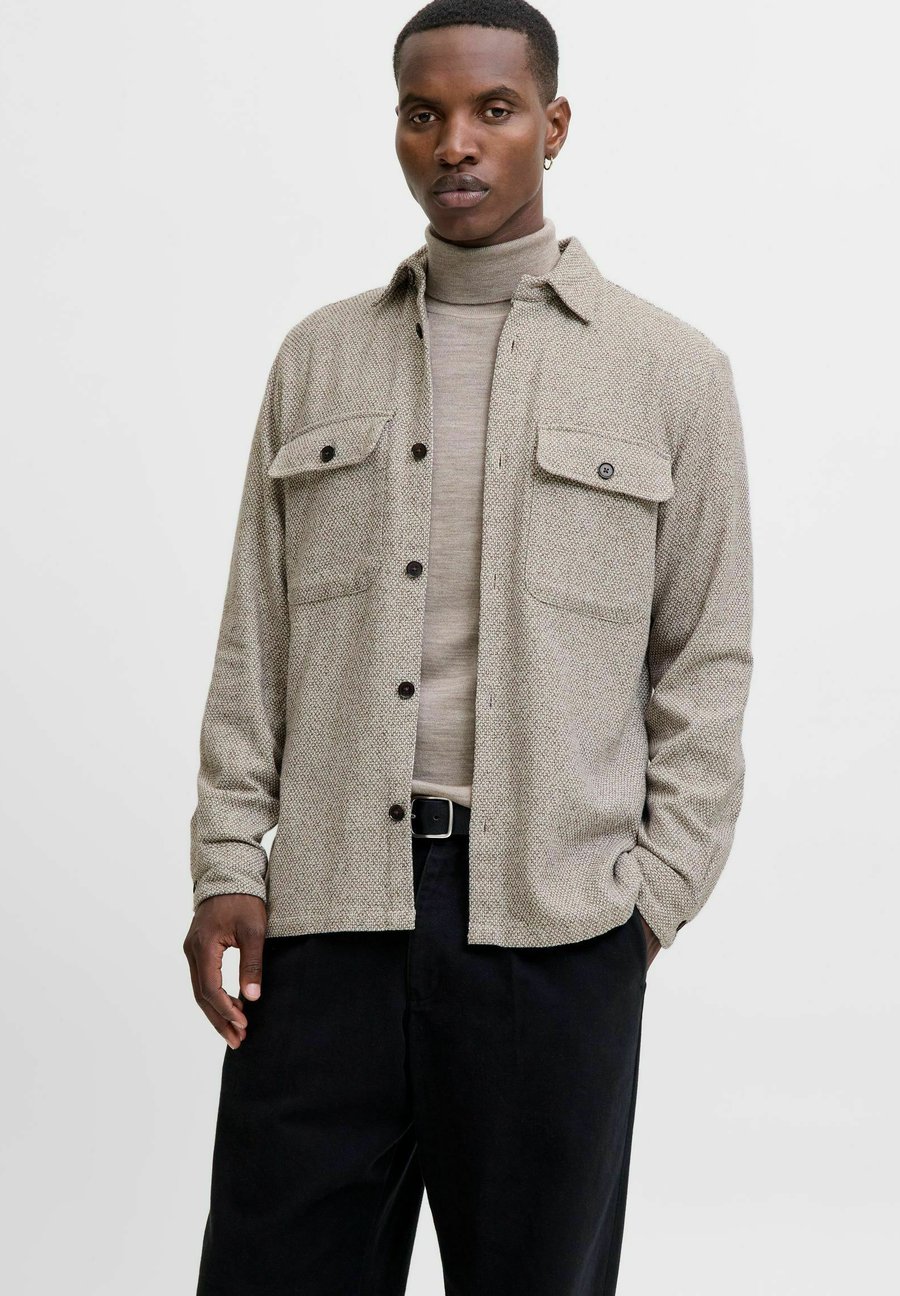 Куртка Jack & Jones PREMIUM REGULAR FIT, Ermine/Grey
Куртка Jack & Jones PREMIUM REGULAR FIT, Ermine/Grey