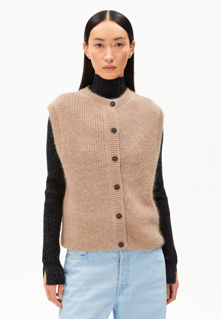 Кардиган ARMEDANGELS HELGEAA, True Camel/Camel
Кардиган ARMEDANGELS HELGEAA, True Camel/Camel