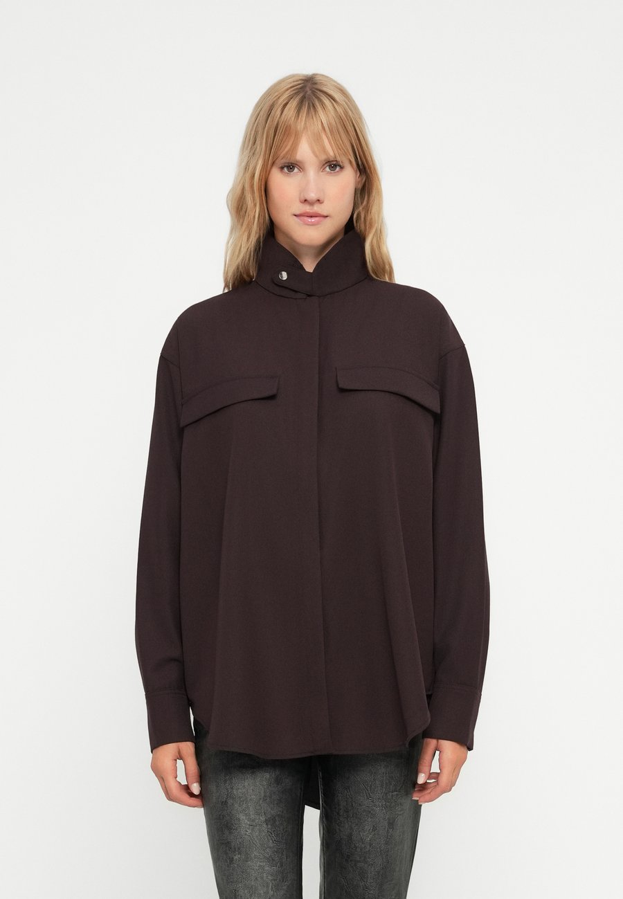 Блуза Copenhagen Studios OVERSHIRT, Burgundy/Bordeaux
Блуза Copenhagen Studios OVERSHIRT, Burgundy/Bordeaux