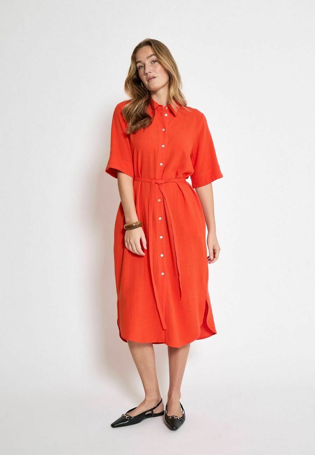 Платье-рубашка HANNAH PEPPERCORN, оранжевый
Платье-рубашка HANNAH PEPPERCORN, оранжевый