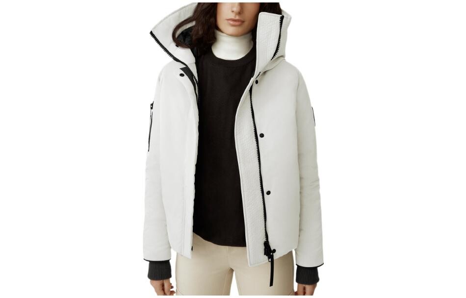 Женский пуховик Canada Goose, цвет beichenbai
Женский пуховик Canada Goose, цвет beichenbai