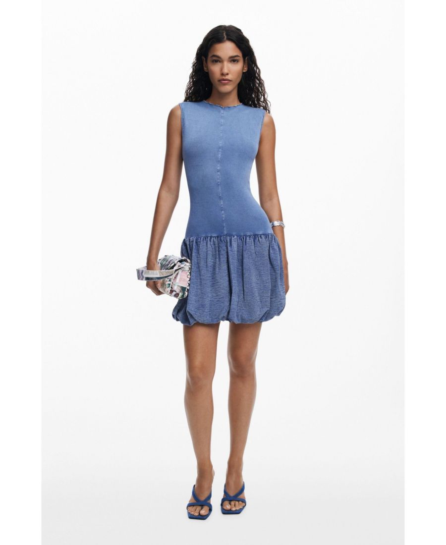 Женское расклешенное платье без рукавов Desigual, Anthracite gray
Женское расклешенное платье без рукавов Desigual, Anthracite gray