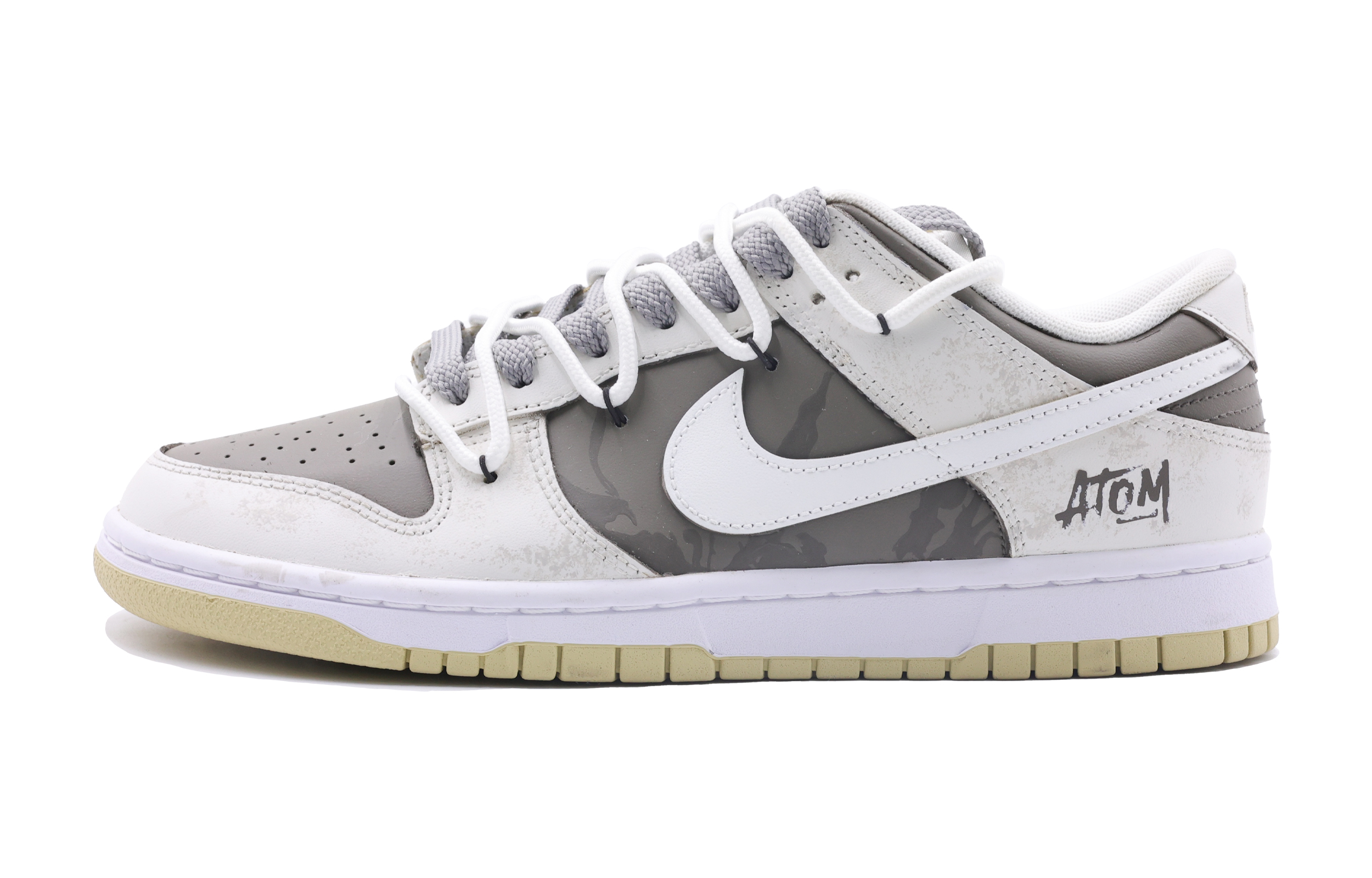 Nike Кроссовки для скейтбординга Dunk White Dragon с антискользящей амортизацией и износостойкостью, мужские, белые
Nike Кроссовки для скейтбординга Dunk White Dragon с антискользящей амортизацией и износостойкостью, мужские, белые