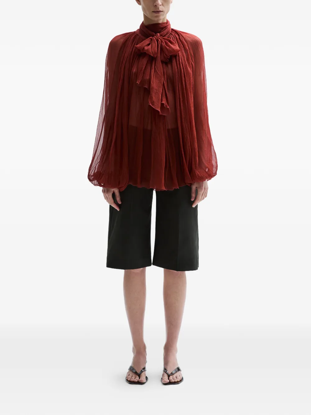 Блузка с бантом и плиссировкой Atu Body Couture, красный
Блузка с бантом и плиссировкой Atu Body Couture, красный