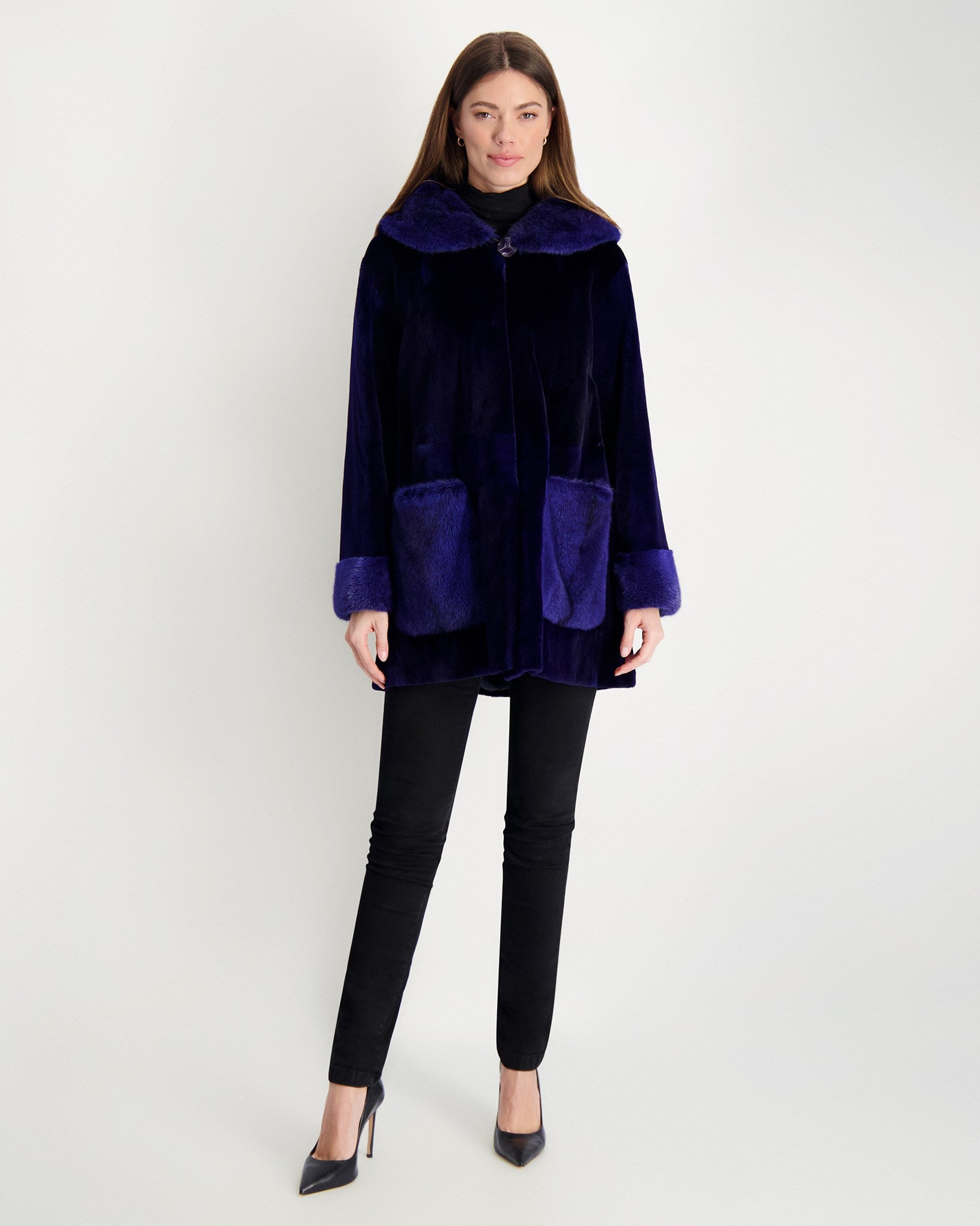 Норковая парка Gorski, цвет admiral blue
Норковая парка Gorski, цвет admiral blue