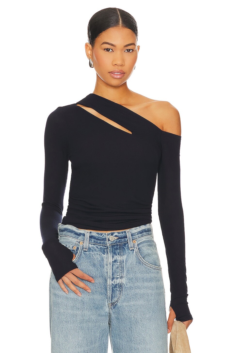 Топ Michael Lauren Osian, цвет Dark Navy
Топ Michael Lauren Osian, цвет Dark Navy