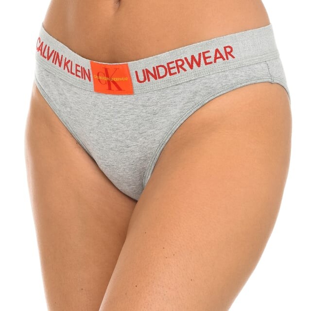 Трусы Calvin Klein, серый
Трусы Calvin Klein, серый