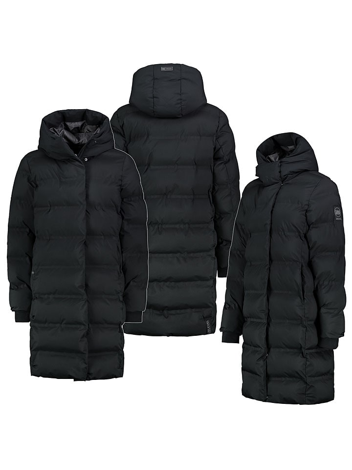 Зимнее пальто темно-синего цвета Sublevel
Зимнее пальто темно-синего цвета Sublevel