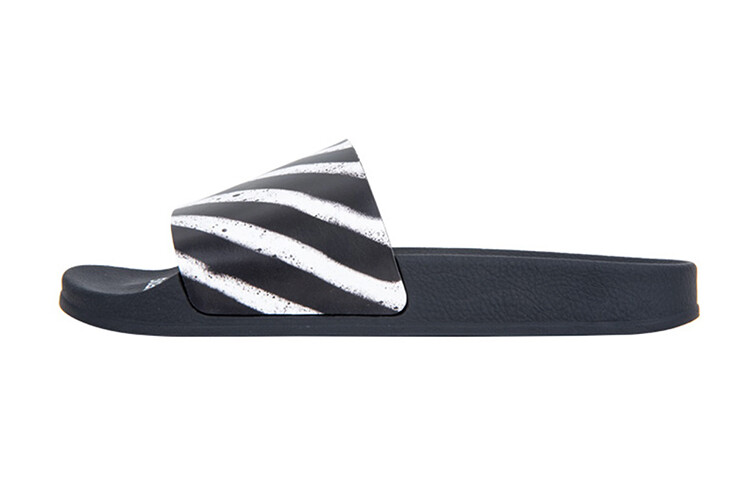 Шлепанцы мужские Off-White в полоску, черный / белый 
Шлепанцы мужские Off-White в полоску, черный / белый