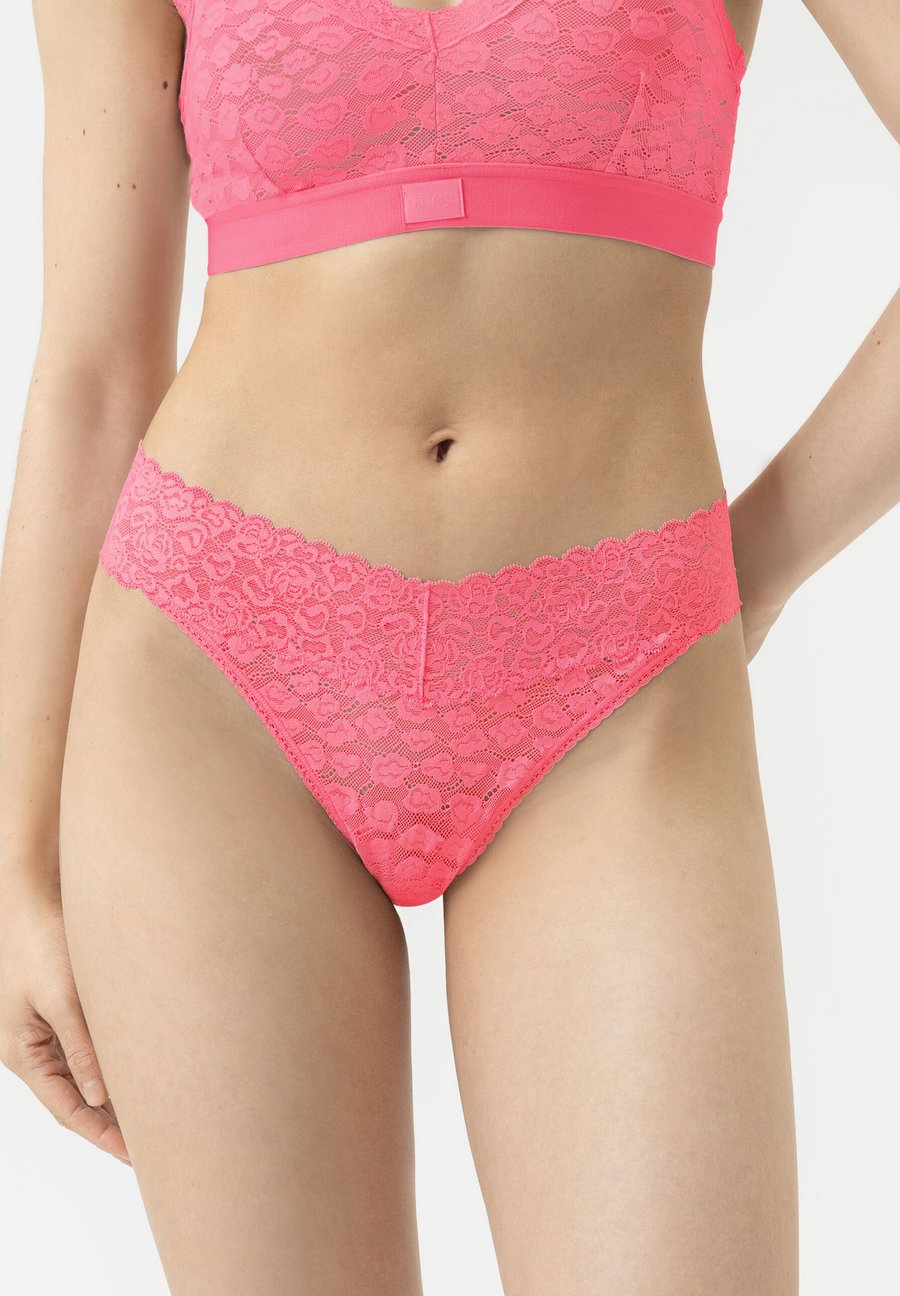 Трусы mey SERIE SAVAGE, Paradise Pink/Pink
Трусы mey SERIE SAVAGE, Paradise Pink/Pink