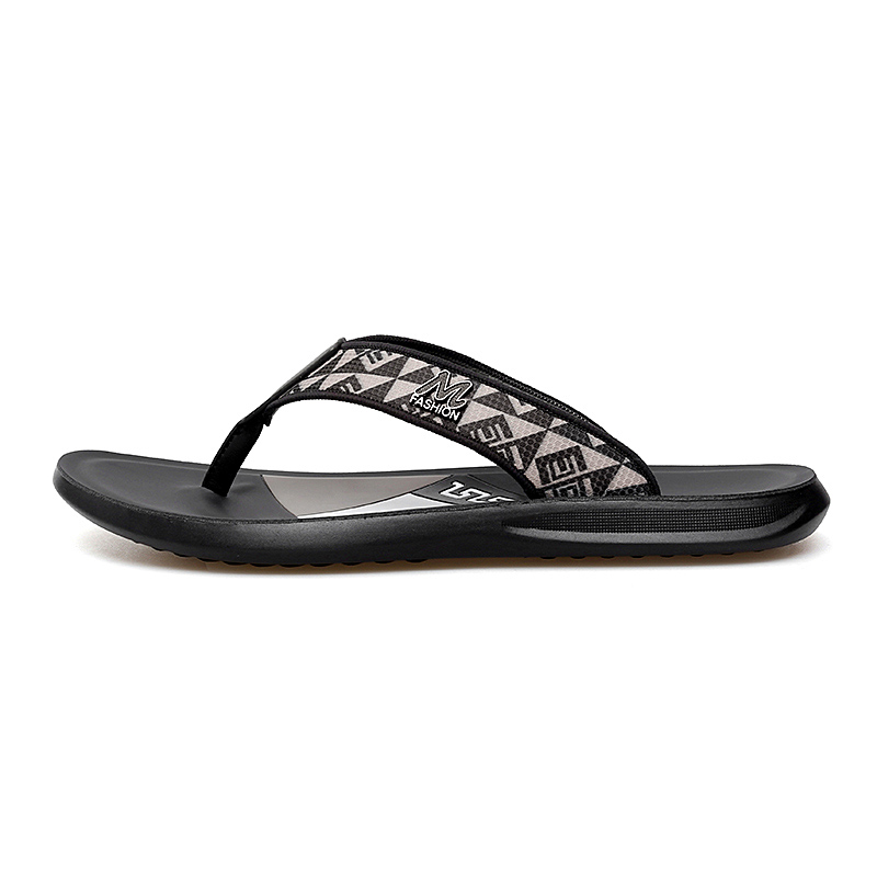 Износостойкие нескользящие шлепанцы мужские черные Kung Fu partners, Black
Износостойкие нескользящие шлепанцы мужские черные Kung Fu partners, Black