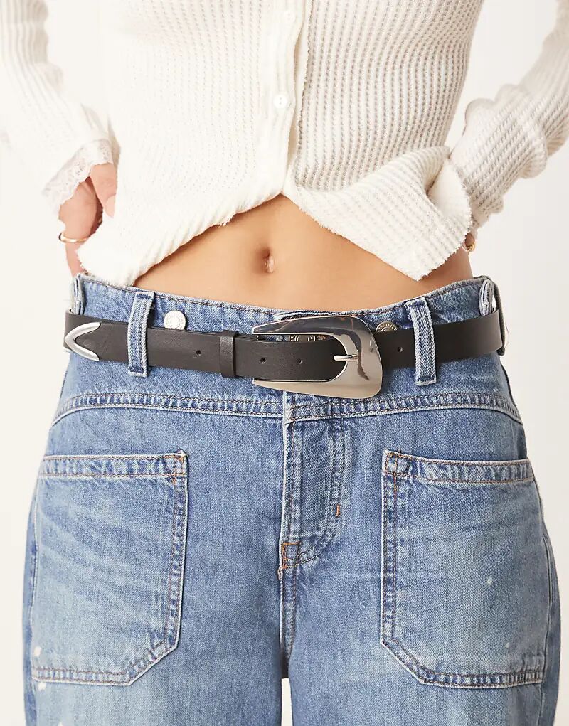 Поясной ремень Gina Tricot с серебряной пряжкой черного цвета
Поясной ремень Gina Tricot с серебряной пряжкой черного цвета