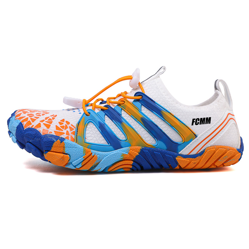 Детские кроссовки для бега FCMM, белый/синий
Детские кроссовки для бега FCMM, белый/синий