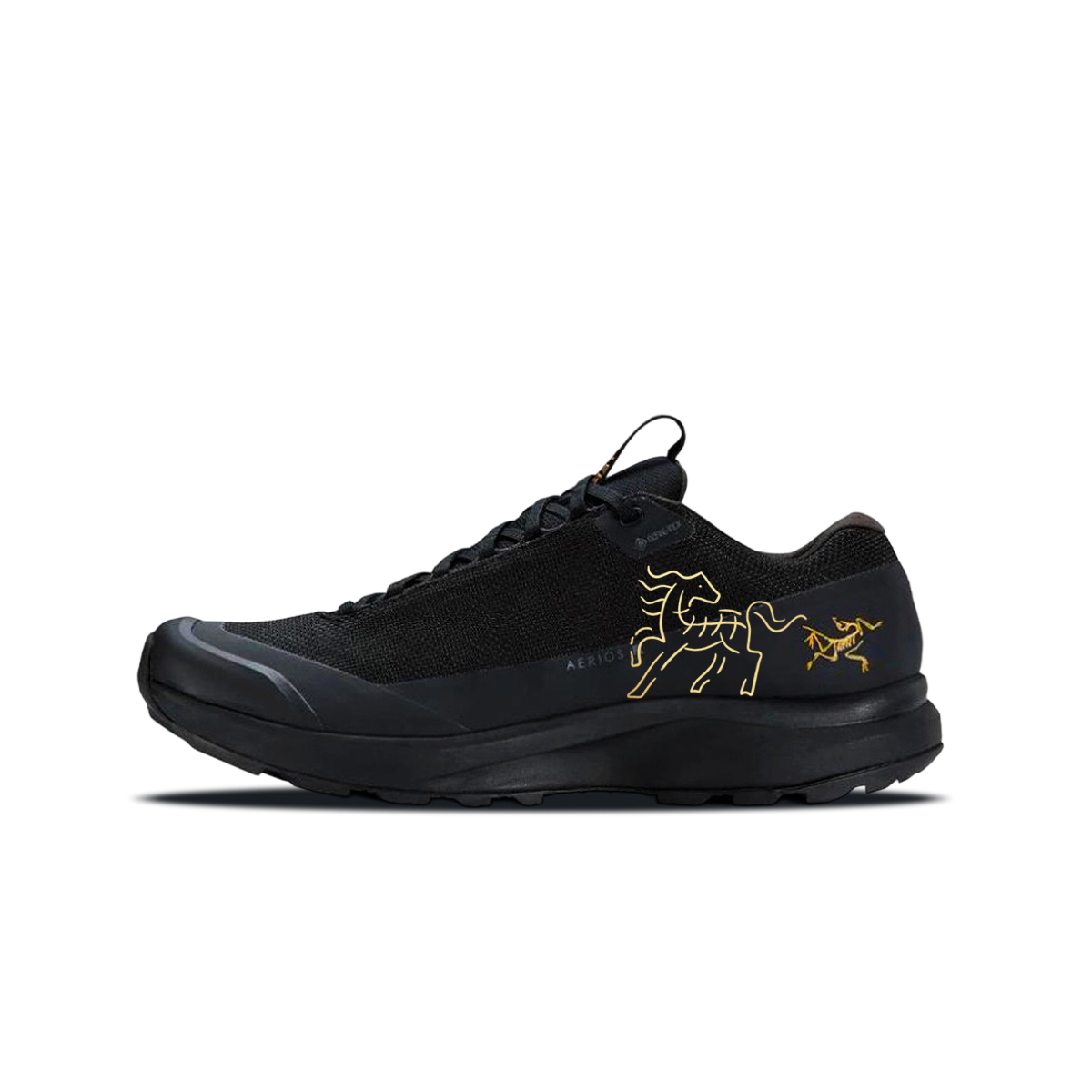 Arcteryx Aerios Fl 2 BNK Golden Thread Galloping Horse устойчивые к истиранию низкие кроссовки для активного отдыха мужские
Arcteryx Aerios Fl 2 BNK Golden Thread Galloping Horse устойчивые к истиранию низкие кроссовки для активного отдыха мужские