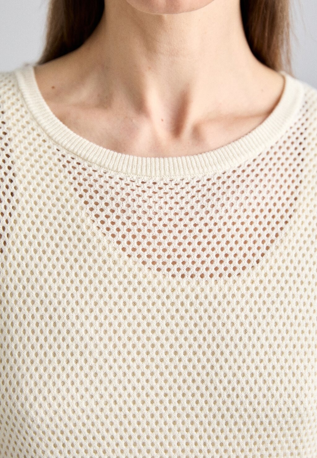 Платье-свитер OVERLAY DRESS KNITID, кремовый
Платье-свитер OVERLAY DRESS KNITID, кремовый