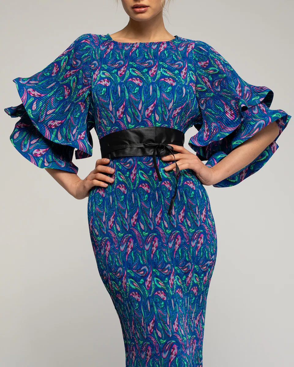 Макси-платье с плиссированным принтом и рюшами на рукавах Tantra, индиго/синий
Макси-платье с плиссированным принтом и рюшами на рукавах Tantra, индиго/синий