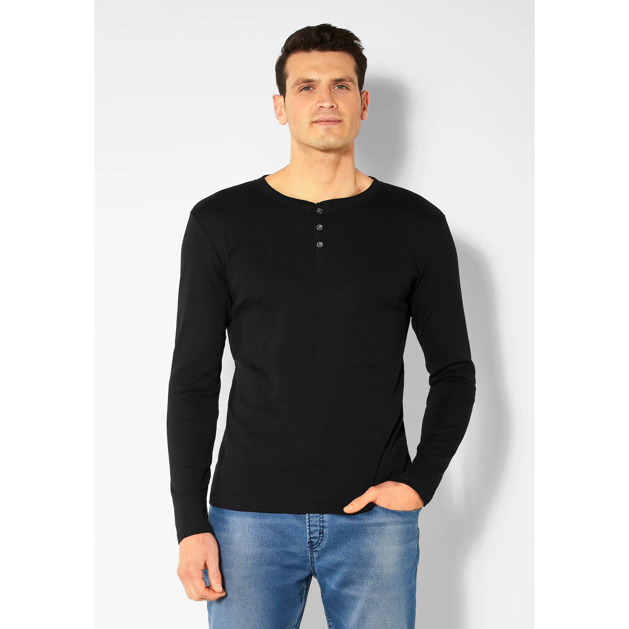 Рубашка H.I.S с длинными рукавами и изысканной планкой на пуговицах, черный
Рубашка H.I.S с длинными рукавами и изысканной планкой на пуговицах, черный